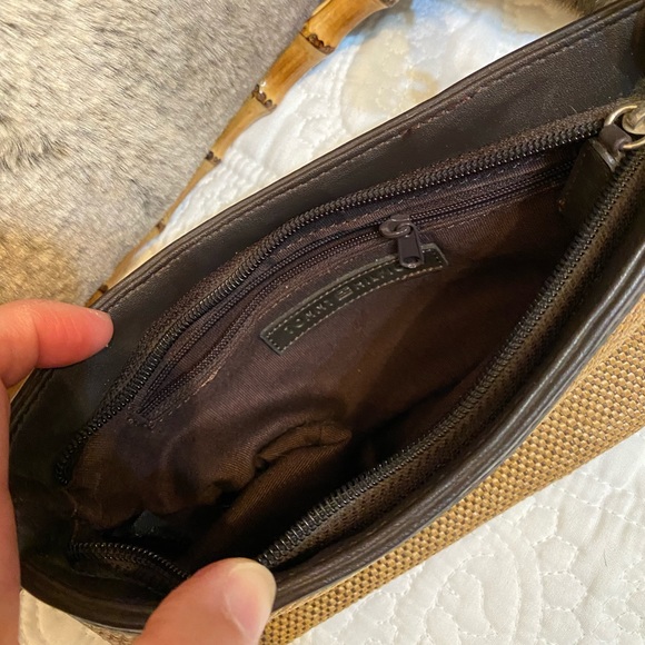 Tommy Hilfiger small bag - Picture 5 of 7